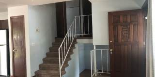 Roomy 3 bed/2 bath house with yard Gallery 6