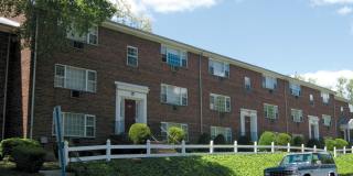 Oak Terrace Gallery 4