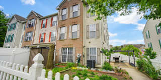 1806 WATCH HOUSE Circle Gallery 1