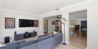 2725 SE 2nd Ct Gallery 23