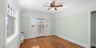 Charming Sherman Heights 2-Bedroom, Available Now! Gallery 13