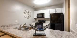 The Summit at Avent Ferry Gallery 20