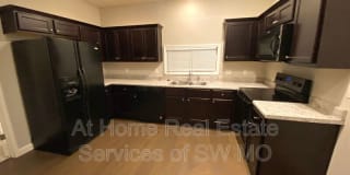 519 S Main Gallery 1