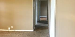 3 bedroom Home in Southeast Springfield Gallery 8