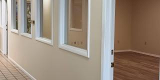 323 E Winslow Road Gallery 2