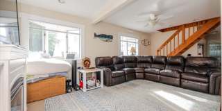 1 Bellmore Avenue Gallery 5