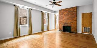 18 E MADISON Street Gallery 13