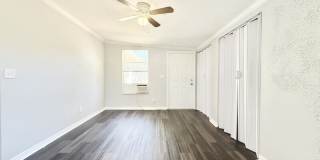 7111 onyx dr N. Gallery 28