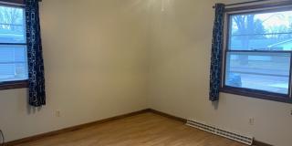 $1195 | 2BD 1 BA | 822 Dwight St | Available 7/15/26 Gallery 9