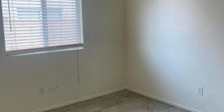 1333 S 220th Drive Gallery 8