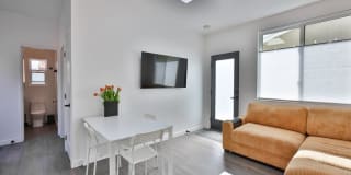 3407 N. Mountain View Dr 3407 N. Mountain View Dr Gallery 1