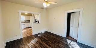 2 bed 1 bath house Gallery 1