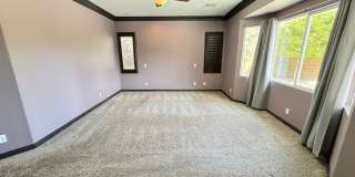 Elegant Desert Retreat – 3+ Bedroom Home with Pool in Mountain’s Edge Gallery 15