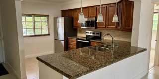 4040 Crystal Lake Dr Gallery 4