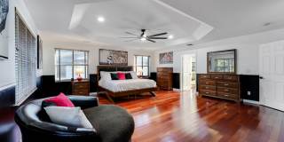 Beautiful Canal-Front 4BR Home with Pool & 3-Car Garage Gallery 20
