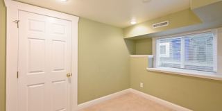 Charming 3 Bedroom/2 Bath Craftsman Home for Lease in Phinney/Greenlake Gallery 32