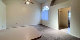 2/2 Flat in Napier Oaks available Early August! Gallery 13