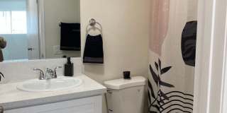 8608 Foothill Boulevard Gallery 40