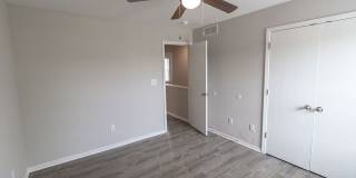 Large 4 bedroom Duplex Gallery 36