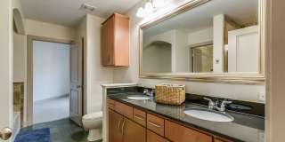 The Crescent at Fells Point Gallery 20