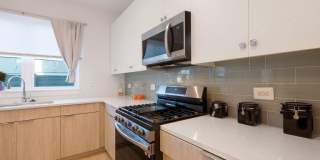 317 RIGGS PARK Place NE Gallery 6