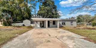 ****COMING SOON**** Bright + Spacious Jacksonville Gem – Move-In Ready! ****COMING SOON**** Bright + Spacious Jacksonville Gem – Move-In Ready! Gallery 1