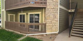 Gorgeous 2 bed Aurora condo for rent Gallery 1