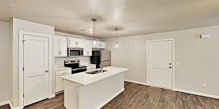 Great 3 Bedroom 2 Bath Duplex Near Tinker AFB Gallery 8