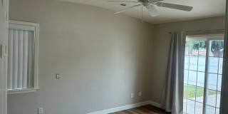3 Bedrooms with big backyard Gallery 32