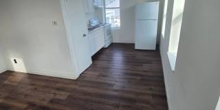 Charming 1BR Duplex in Belleville Gallery 1