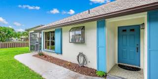 378 SW 28th Avenue Gallery 4