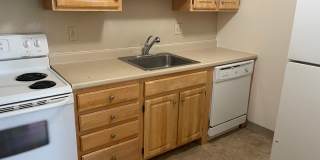 FREE MONTH Modern 1st  floor sunny   b2 ed Parking Included, Heat Hw Inc 1 FREE MONTH   no LEAD PAINT Gallery 3