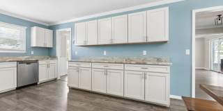 **WATERFRONT RENTAL WITH DEEP WATER ACCESS in Grandview Shores!** Gallery 11