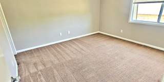 Avalon Cove Townhomes Gallery 35