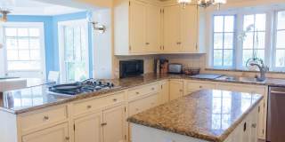 658 Shore Acres Drive Gallery 9