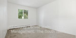 2835 S Monaco Street Pkwy Gallery 25