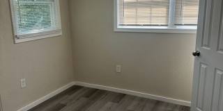 Large 5 Bedroom House in North Campus! Gallery 33