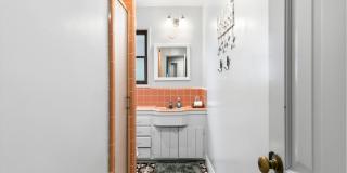 Furnished Balboa Peninsula Point Cottage Home | Available November 1st – April 30th Furnished Balboa Peninsula Point Cottage Home | Available November 1st – April 30th Gallery 19