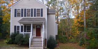 3 BR / 2.5 BA Private home near Pony Pasture/James River. 3 BR / 2.5 BA Private home near Pony Pasture/James River. Gallery 1