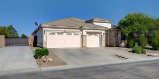 Single Family Home on 20k SQFT Lot in Gated Community Gallery 1