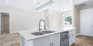 2708 20th St W Gallery 24