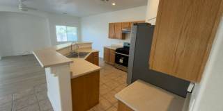 Henderson 3 Bedroom Townhouse! Gallery 14