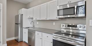 170 West Washington Gallery 19