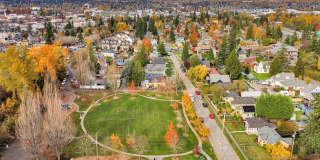 4 Bedroom, 1 Bathroom Home in the York Neighborhood for Rent! Gallery 36