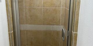 Beautiful 3 bedroom 2 bath house in Eugene! Gallery 36