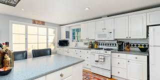 5051 Harold Pl NE Gallery 8