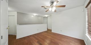 2411 Dennis St Gallery 15