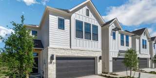 Beautiful Modern 4 Bedroom Townhome Close to Lackland! Sorento Floorplan Gallery 1