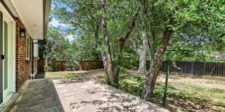 Beautiful 3-Bedroom Home with Large Backyard & Mountain Views Gallery 31