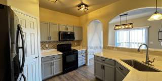 5 Bedroom House in Security-Widefield with Stunning Views of Pikes Peak Gallery 7